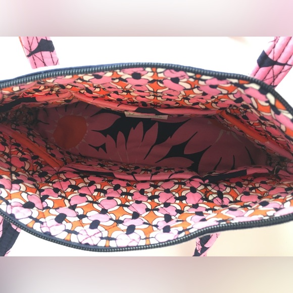 NWOT Vera Bradley Shoulder Bag - Love Me pattern - Picture 5 of 8